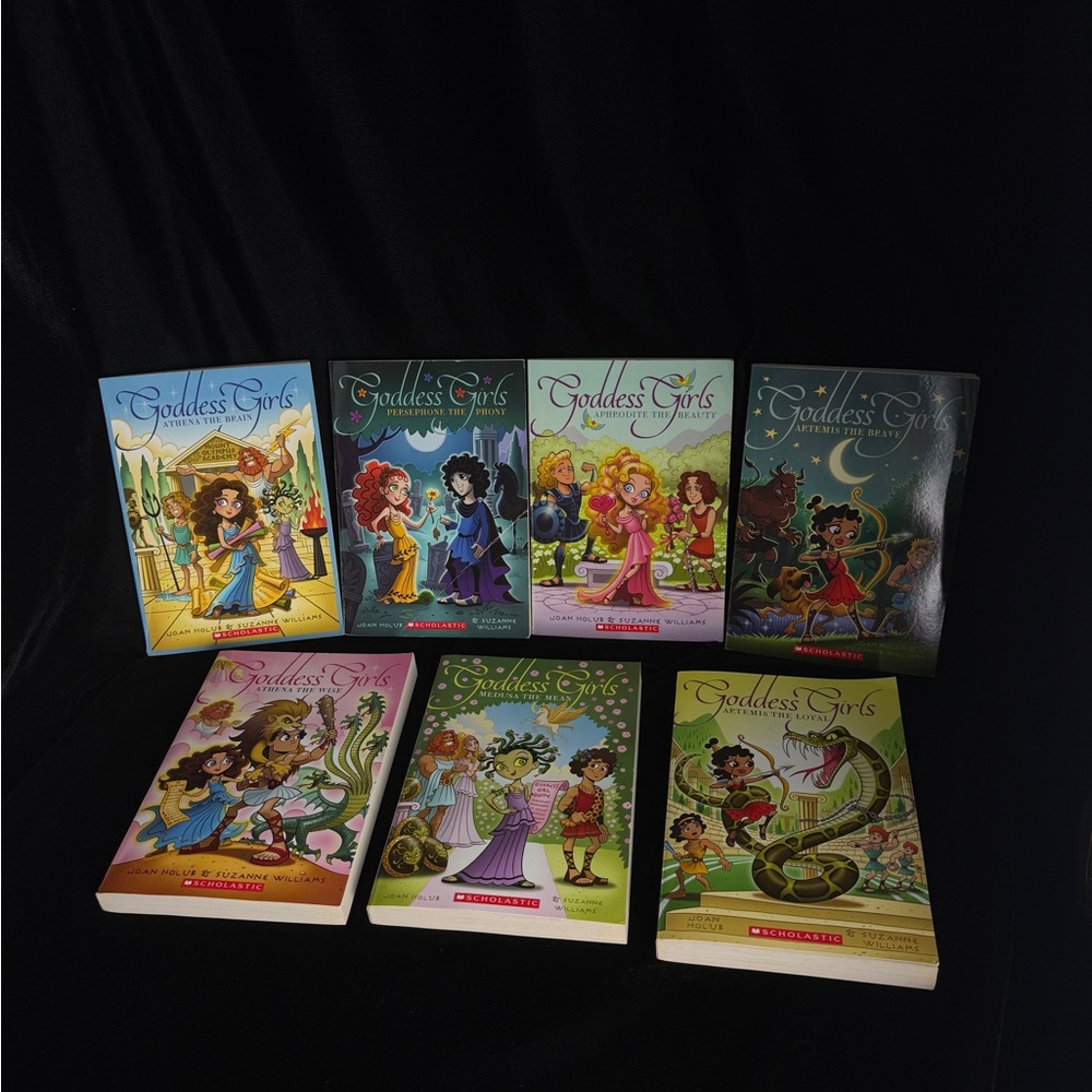Goddess Girls Book Lot (7 Books)